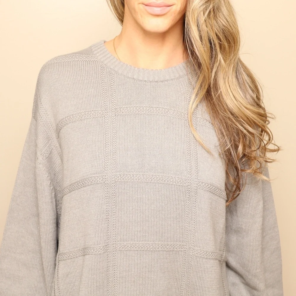 NWT! Soft and Cozy Knit Sweater - Picture 3 of 5